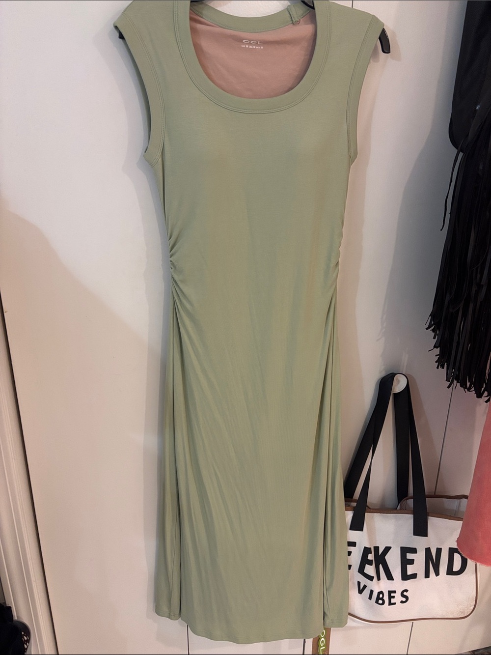 OGL Scoop Neck Side Ruched New Airy Bra Midi Dress,M